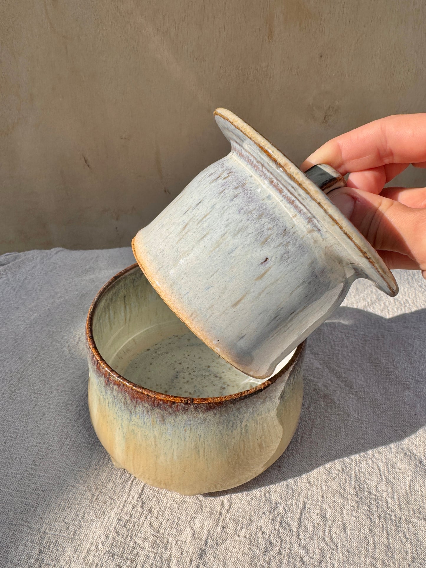 Butter crock