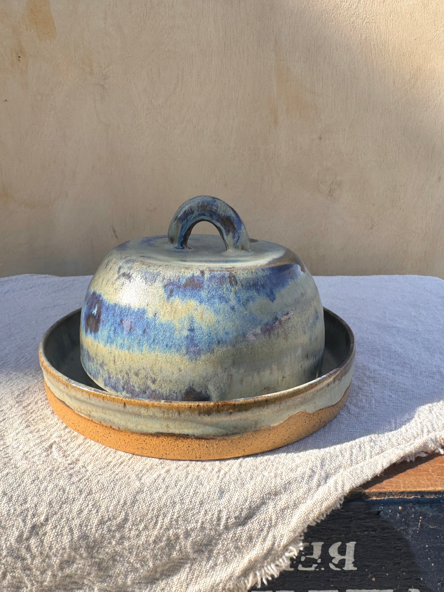 Butter crock